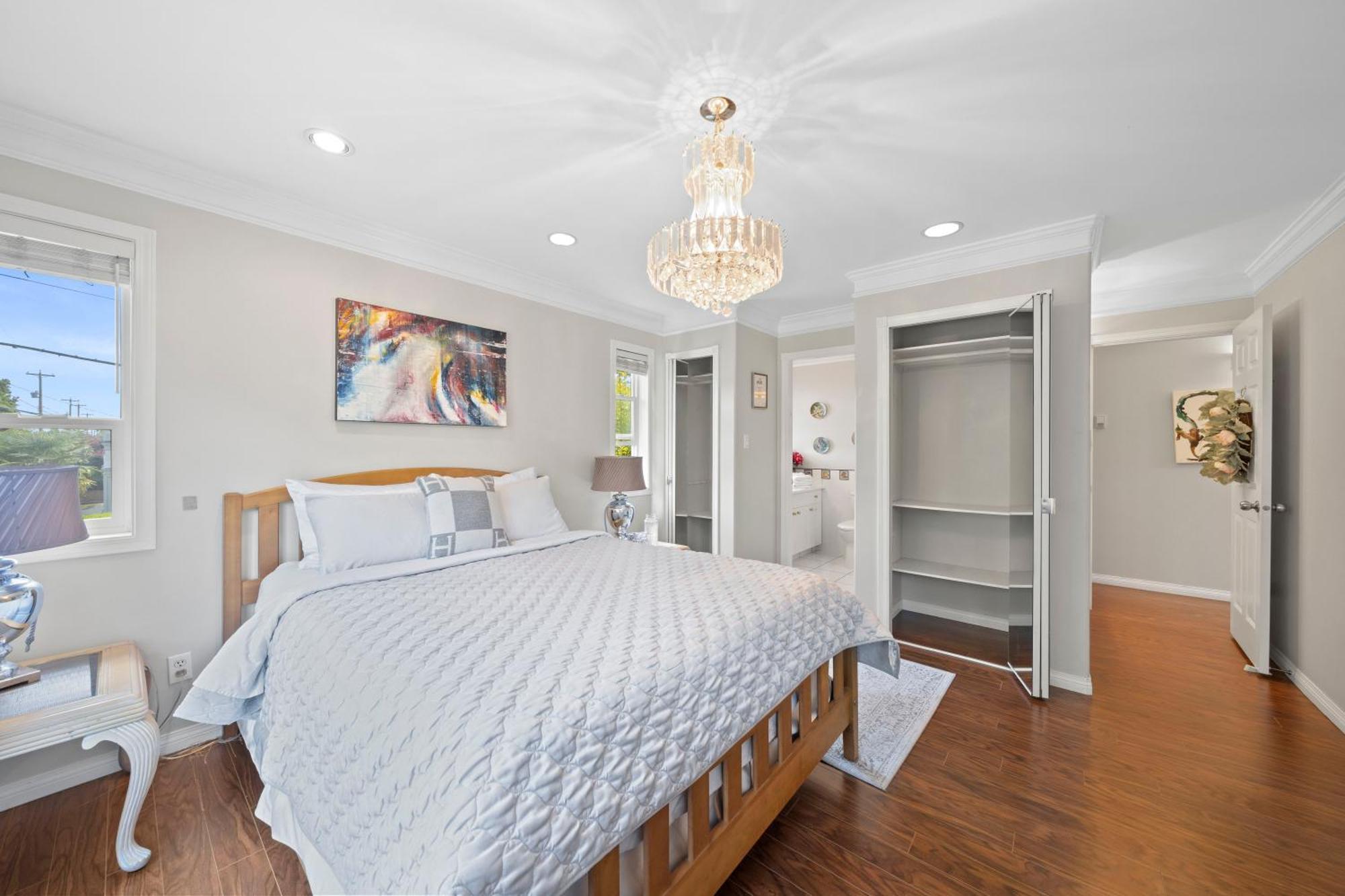 Queen Room with Balcony